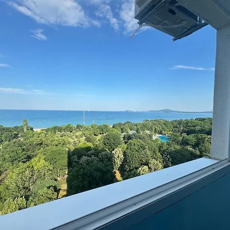 Lazur Sea 2bd Apartment *