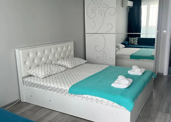 Lazur Sea 2bd דירה